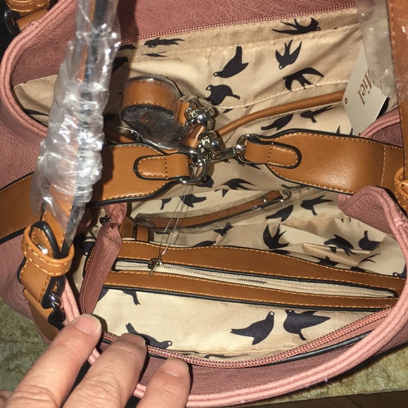 Boutique perforated hobo handbag blush - Picture 10 of 10